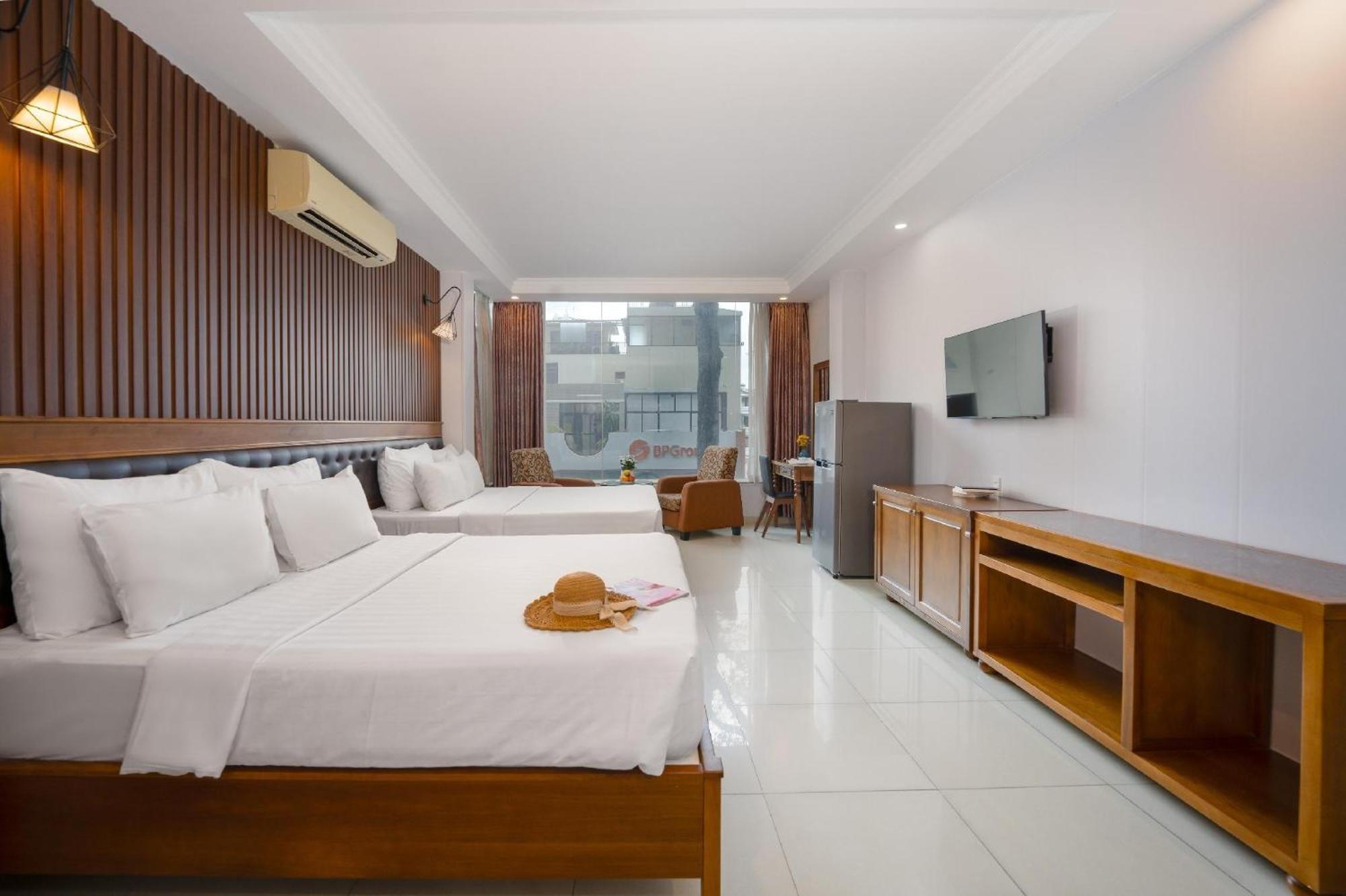 Tuong Vy Hotel Ho Chi Minh City Exterior photo