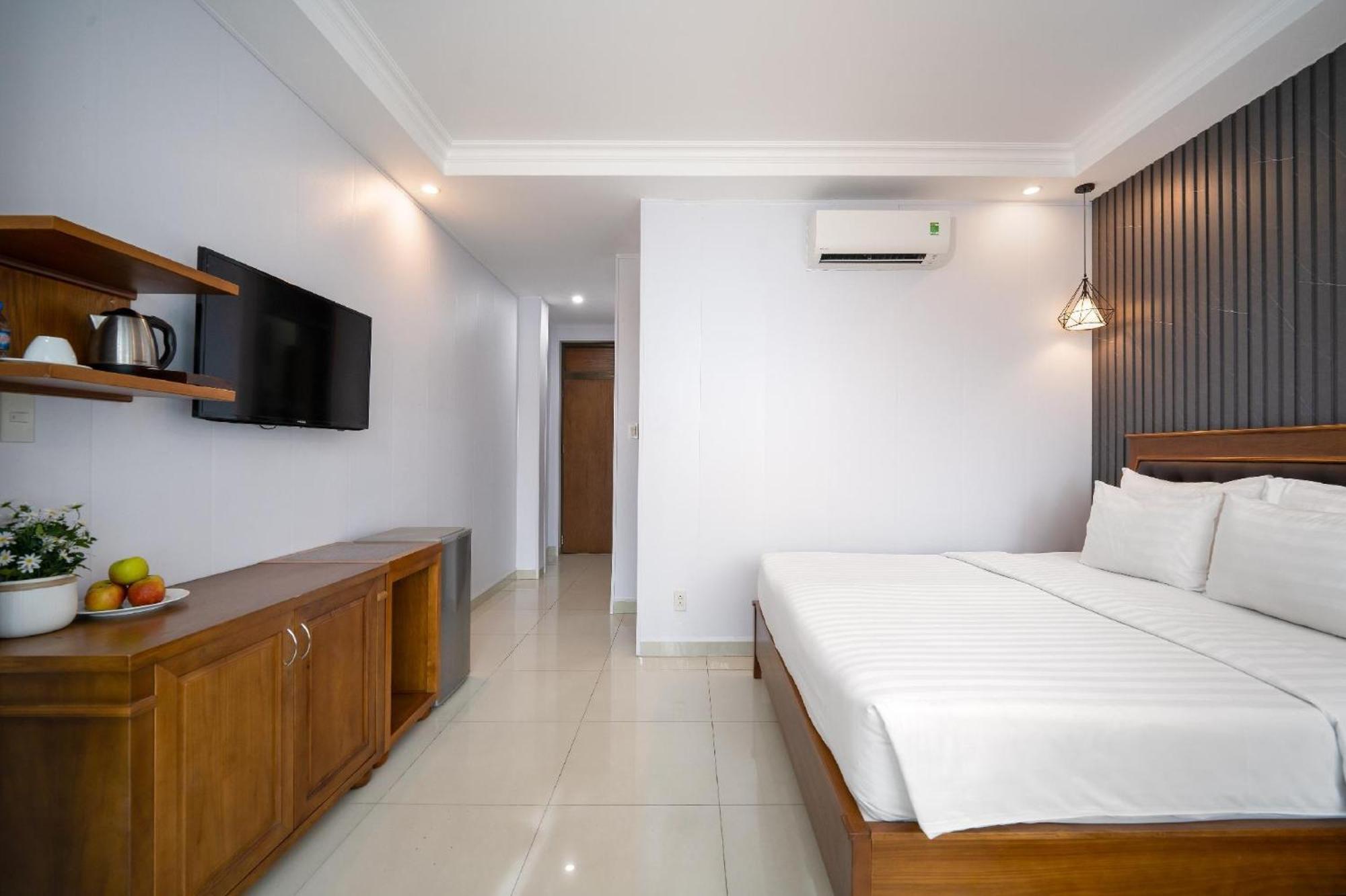 Tuong Vy Hotel Ho Chi Minh City Exterior photo