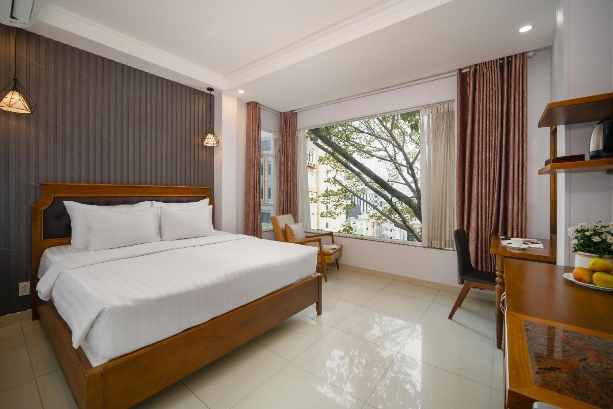 Tuong Vy Hotel Ho Chi Minh City Exterior photo