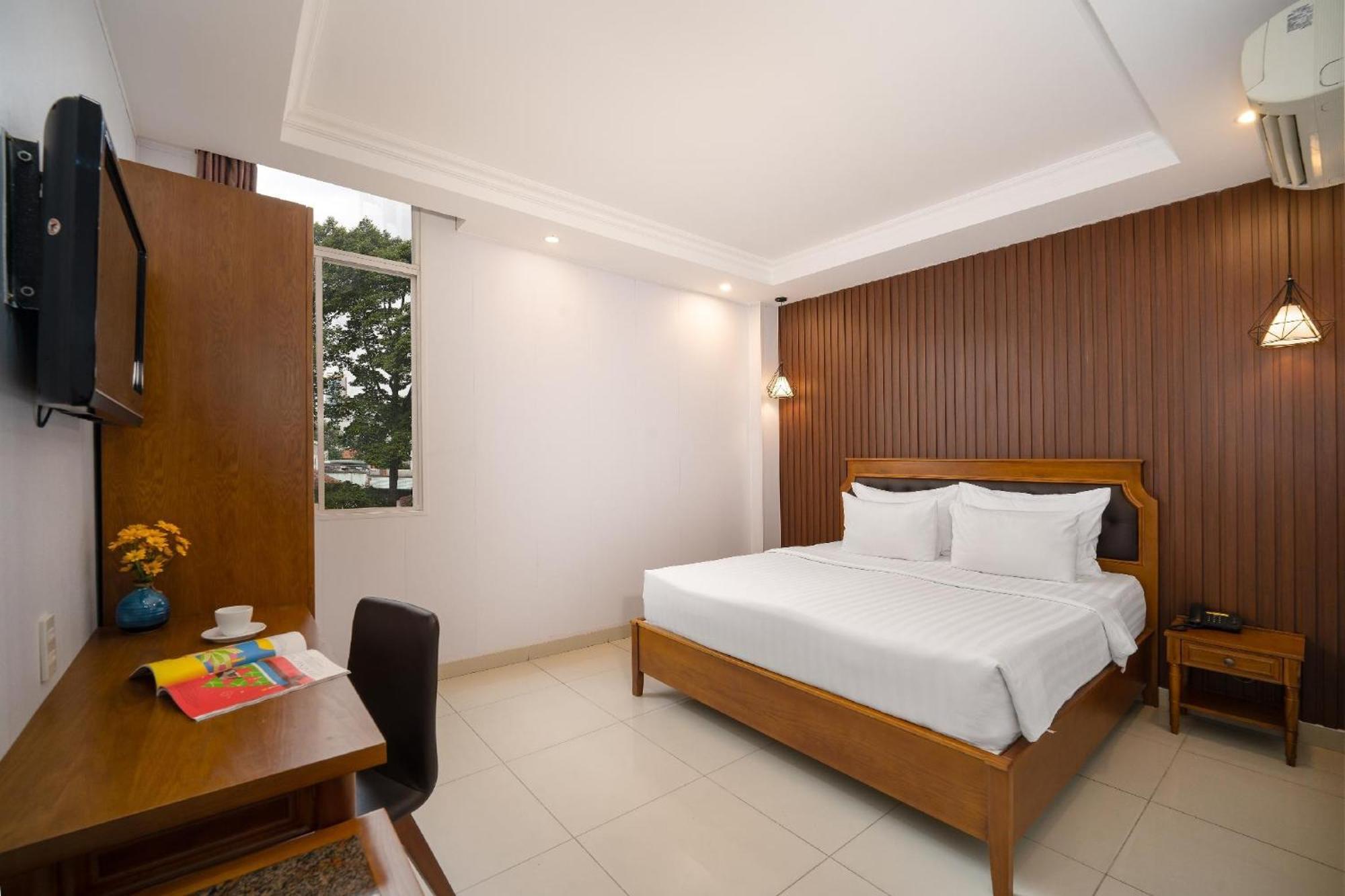 Tuong Vy Hotel Ho Chi Minh City Exterior photo