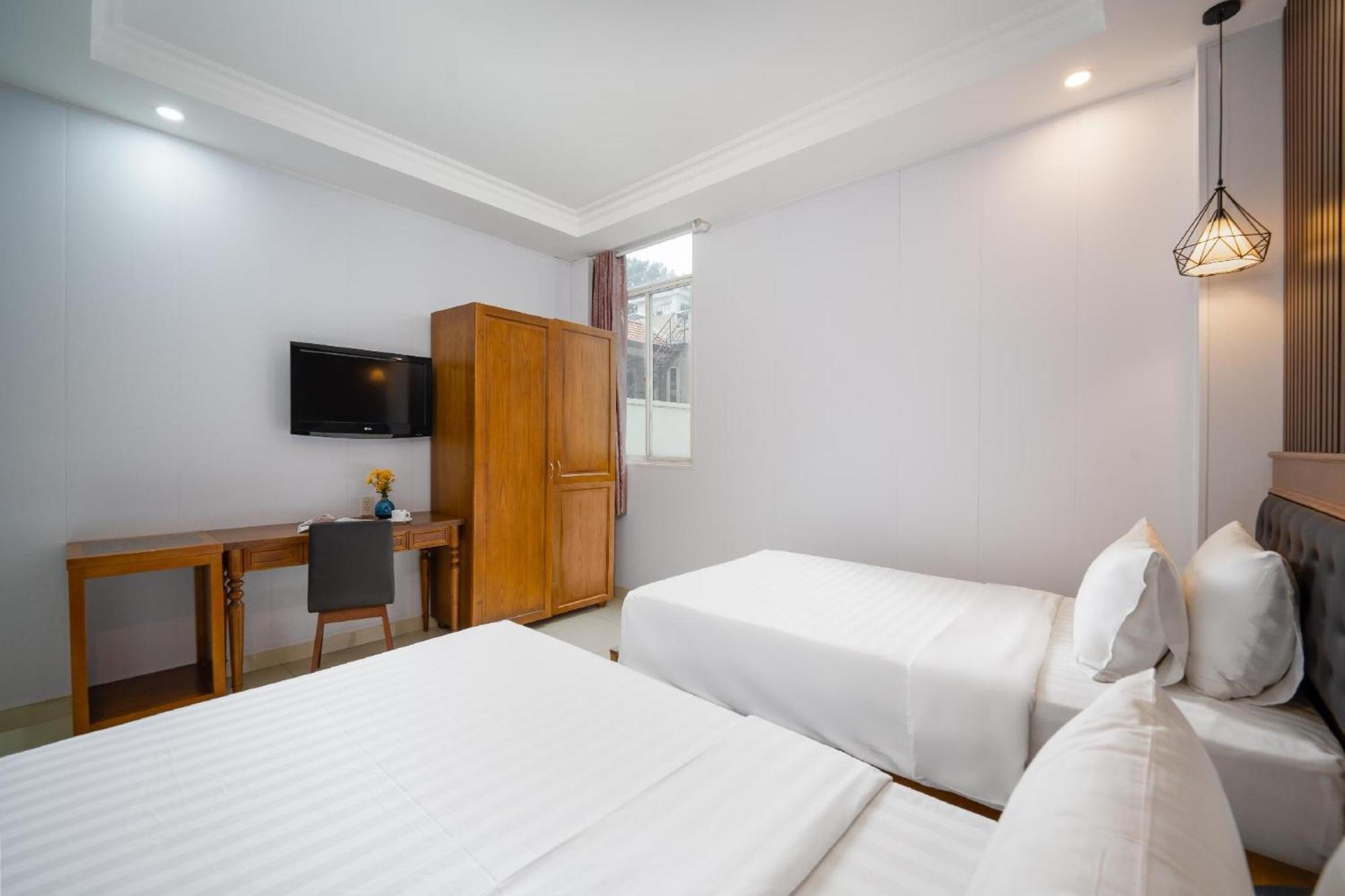 Tuong Vy Hotel Ho Chi Minh City Exterior photo