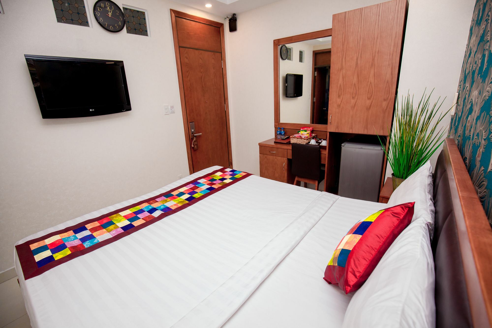 Tuong Vy Hotel Ho Chi Minh City Exterior photo
